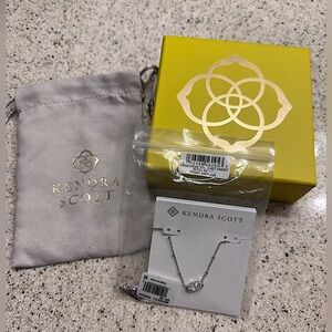 Kendra Scott - Women’s Silver Pendant Necklace